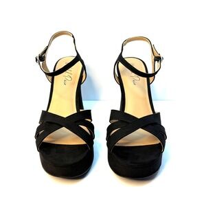 Wild Pair Women's Reemii Platform Sandals
Size 8.5M Black NWT/BOX
